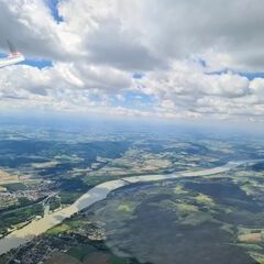 Flugwegposition um 10:21:46: Aufgenommen in der Nähe von Gemeinde Emmersdorf an der Donau, Emmersdorf an der Donau, Österreich in 1625 Meter